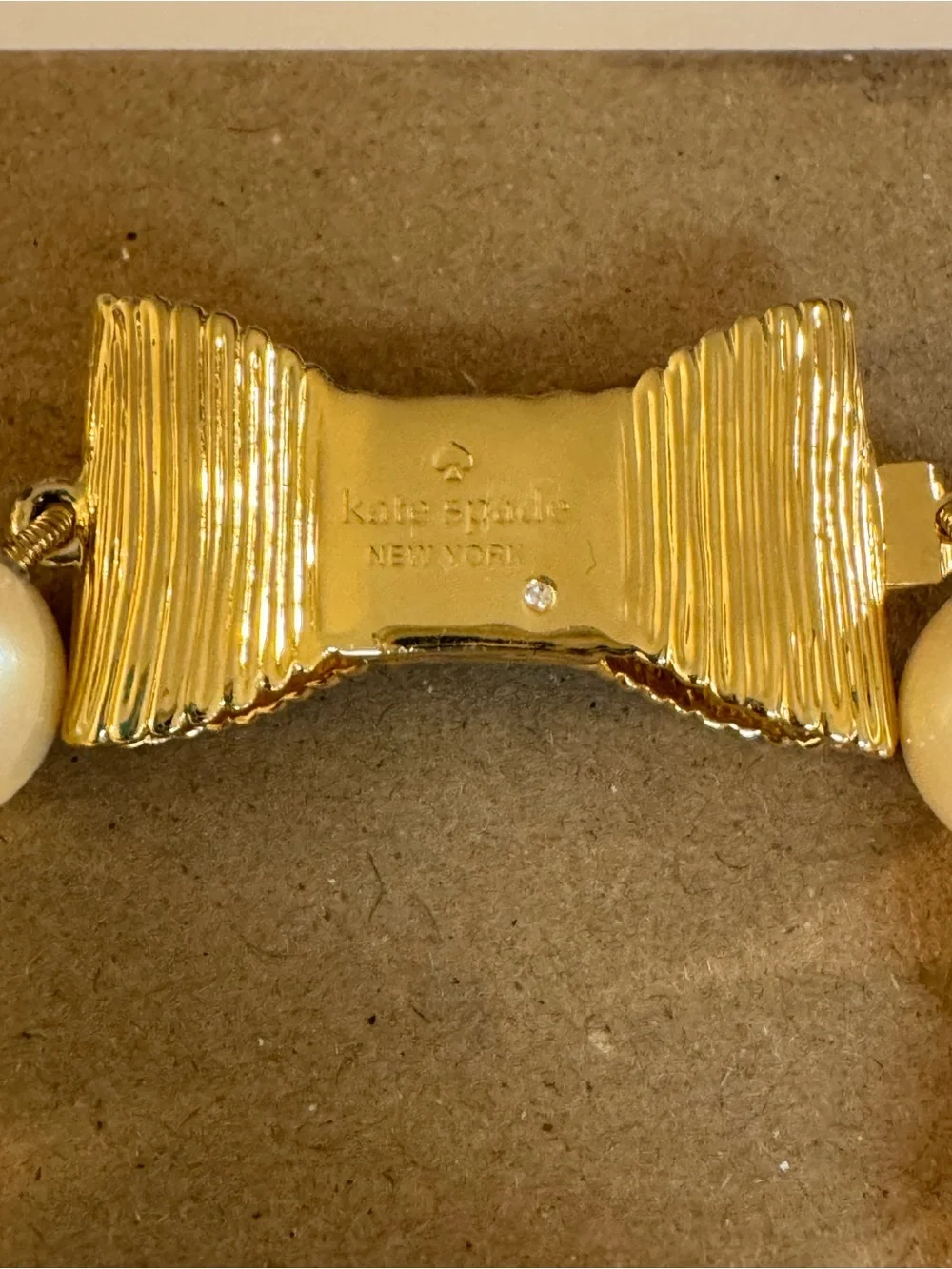 🤍💛 NWOT KATE SPADE ♠️ ALL WRAPPED UP IN PEARLS BRACELET! - Picture 3 of 5